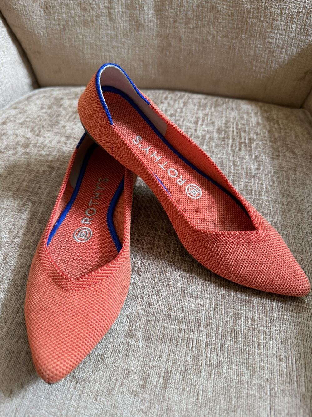 Rothy’s The Point II Pointed Toe Flats Orange SZ 6 Comfy Slip On Blue Trim FLAW